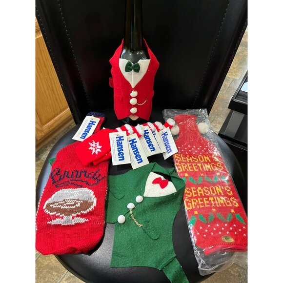 Lot of 4 Knit Christmas Liquor Bottle Sleeve Covers & 5 Mini Liquor Cover NWT - Picture 1 of 10